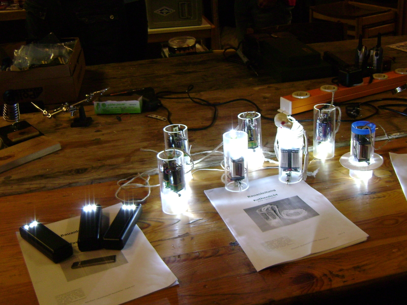 LED-Taschenlampen und LED-Zeltlampen